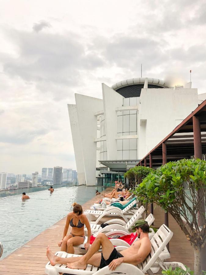 Kl 2 In Regalia @ Klcc View Infinity Pool *